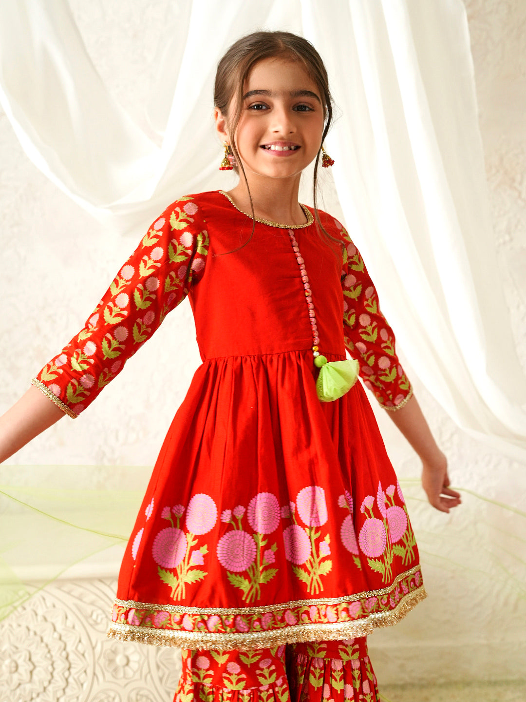 Pspeaches Girls Red Ethnic Booti Print Cotton A-Line Kurta & Sharara With Dupatta ( Sku-Sha-Redbooti )