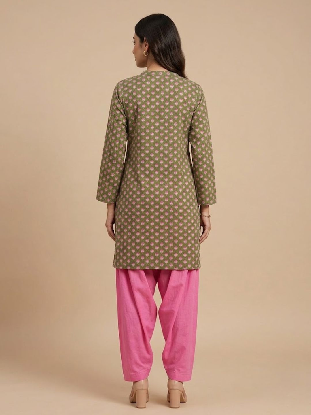 Pspeaches Women Cotton Full Sleeves Round Neck Floral Print Kurta With Pant 2 Piece Set - Green & Pink