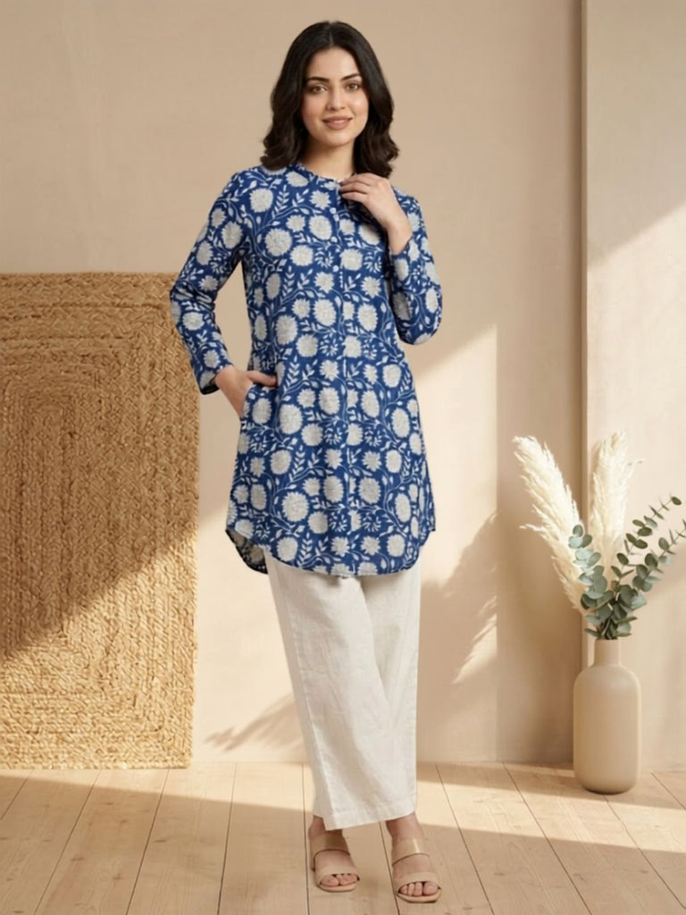 Pspeaches Women Cotton 3/4Th Sleeves Mandarin Collar Floral Print Kurta With Pant 2 Piece Set - Blue & White