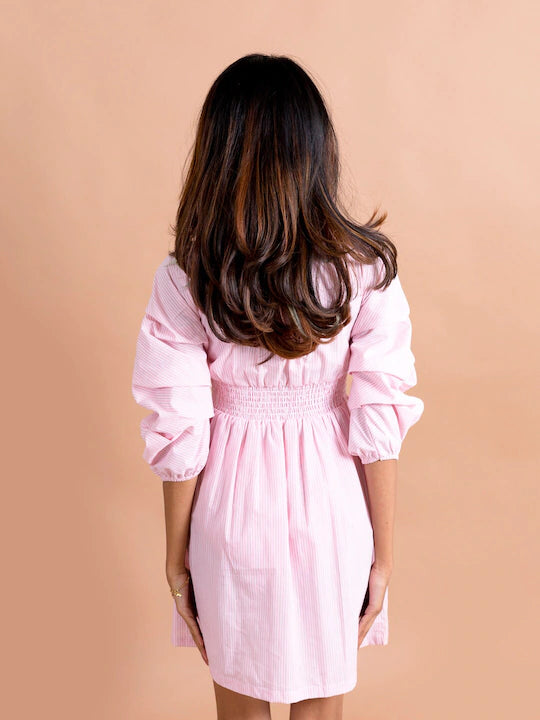 Girls Pink Smocked Dress (d-pink tuck)