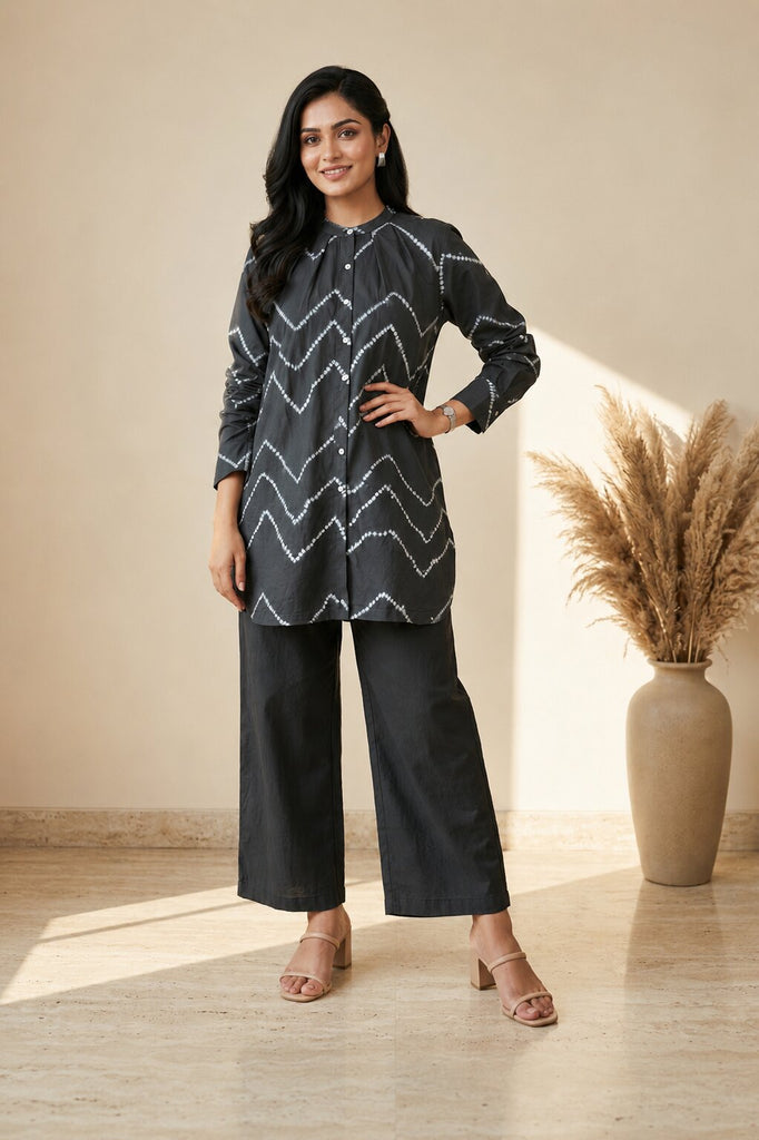 Pspeaches Women Cotton Full Sleeves Mandarin Collar Bandhani Print Kurta With Pant 2 Piece Set - Black