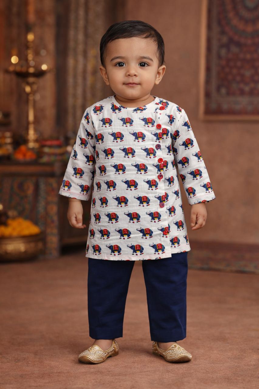 Pspeaches Baby Boys White & Navy-Blue Ethnic Animal Print Cotton Straight Fit Kurta With Pyjama Set ( Sku-Inb-Whitehathi )