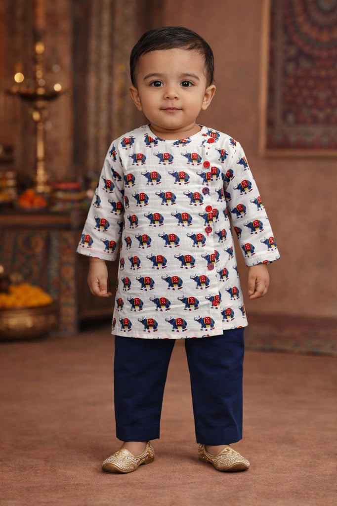 Pspeaches Baby Boys White & Navy-Blue Ethnic Animal Print Cotton Straight Fit Kurta With Pyjama Set ( Sku-Inb-Whitehathi )
