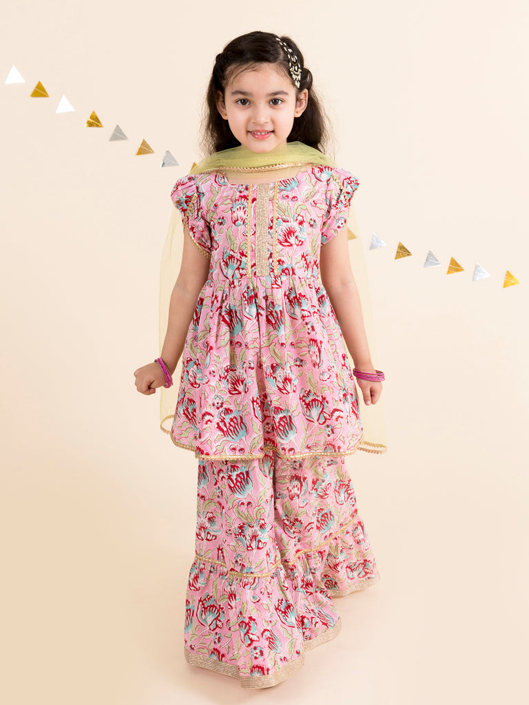 Girls Floral Printed Gotta Patti Pure Cotton Kurti with Palazzos With Dupatta (Sha-Jaalpink)