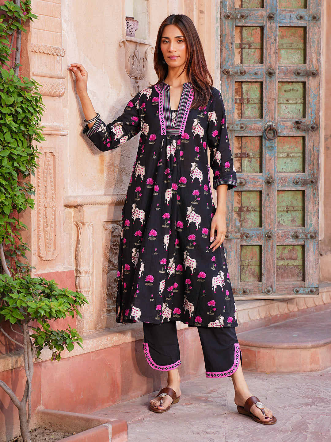 Black Pichwai Embroidered Cotton Kurta Set