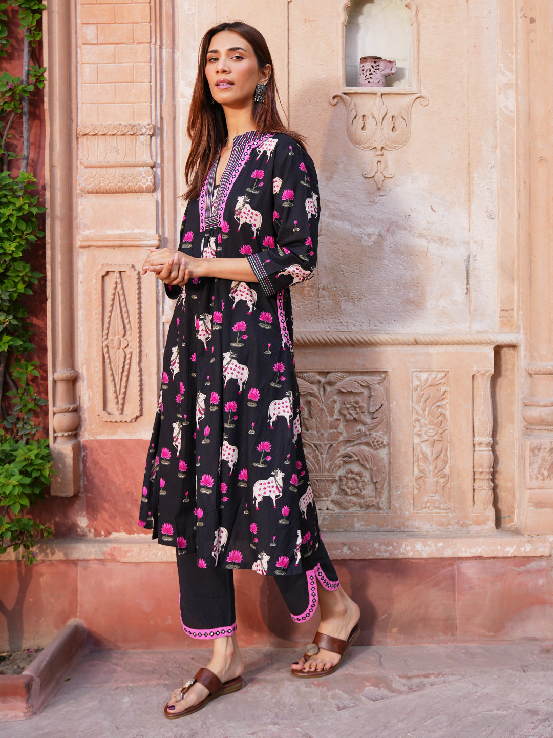 Black Pichwai Embroidered Cotton Co-ord Set