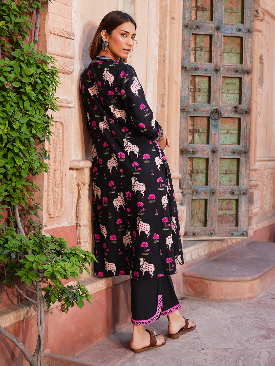 Black Pichwai Embroidered Cotton Co-ord Set