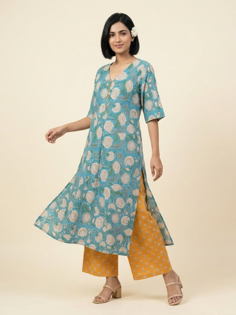Pspeaches Women Cotton Half Sleeves V-Neck Floral Print Kurta With Pant 2 Piece Set - Blue & Orange