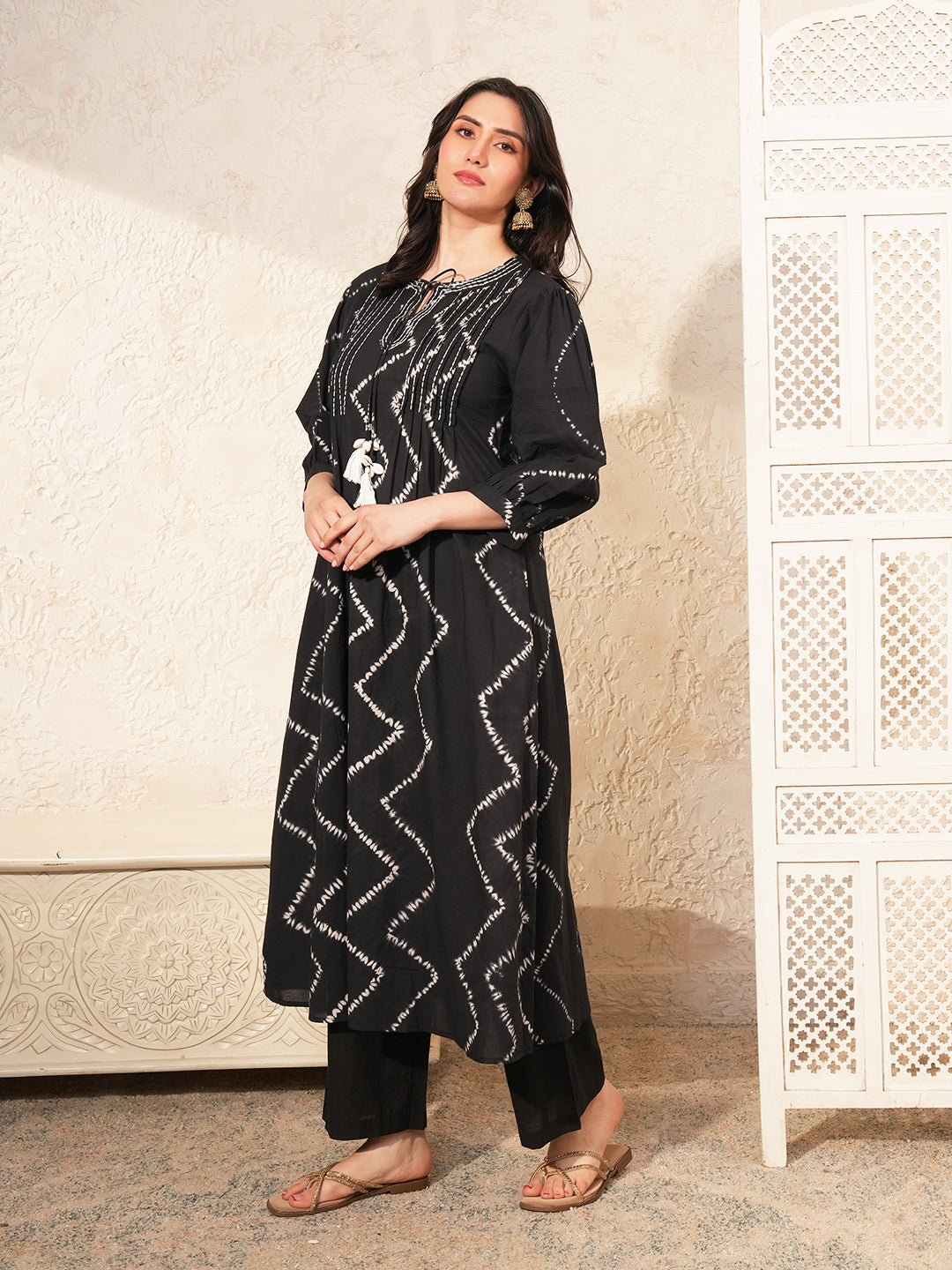 Black Kantha Leheriya Kurta Set