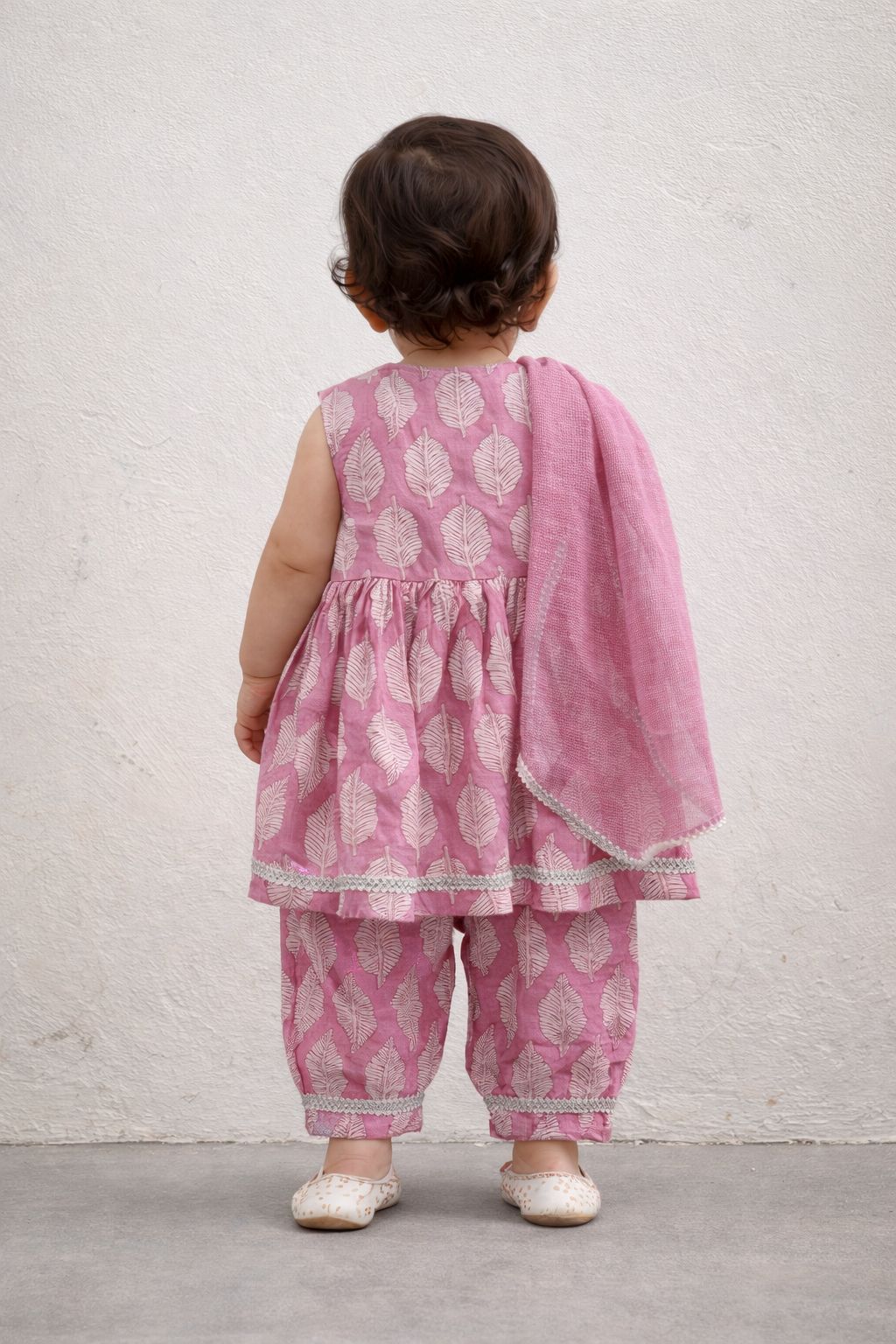 Pspeaches Baby Girls Pink Ethnic Leaf Print Cotton A-Line Kurta & Pant With Dupatta ( Sku-Ing-Pinkpaan )