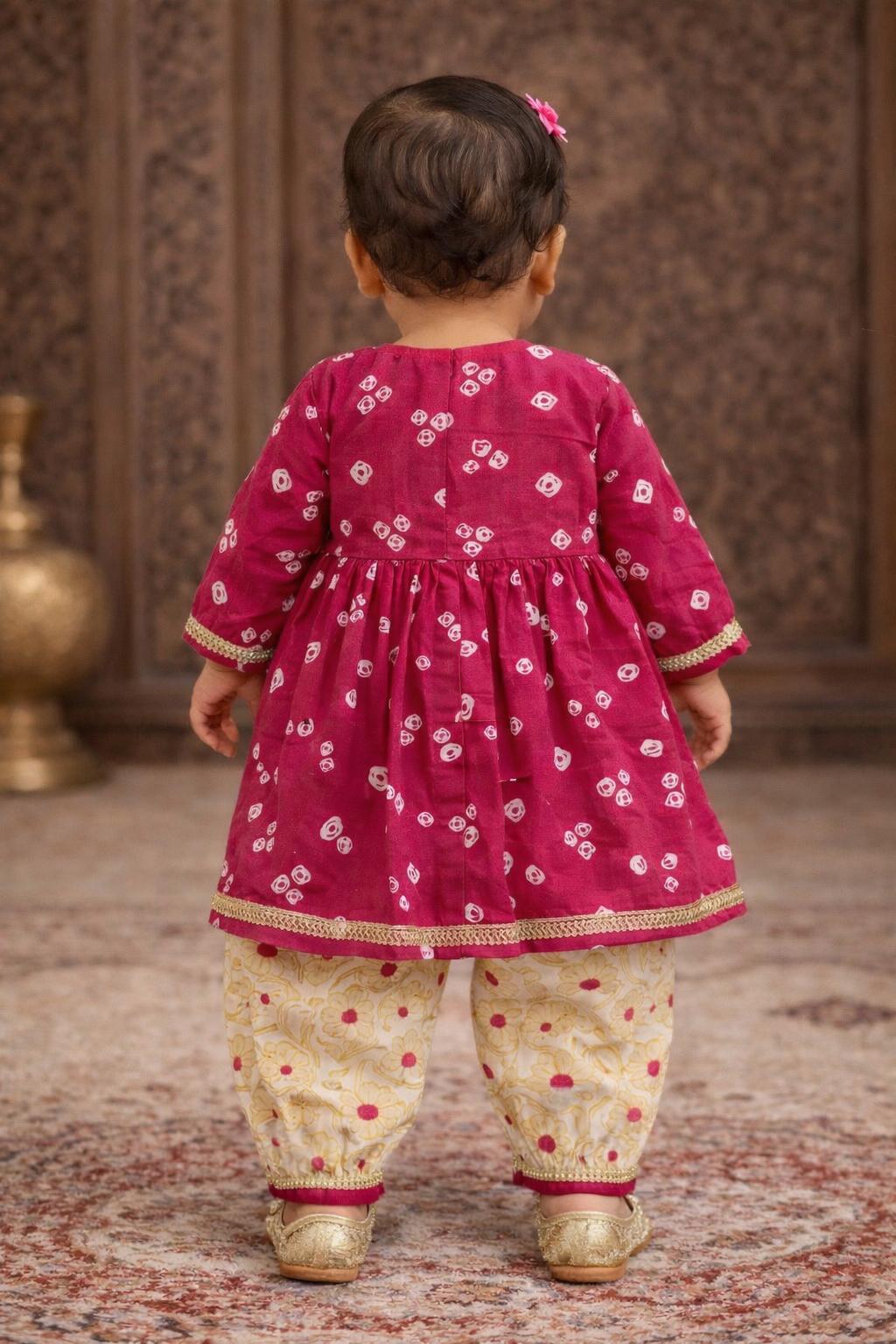 Pspeaches Baby Girls Rani Pink Ethnic Booti Print Cotton A-Line Kurta & Pant Set ( Sku-Ing-Ranibooti )
