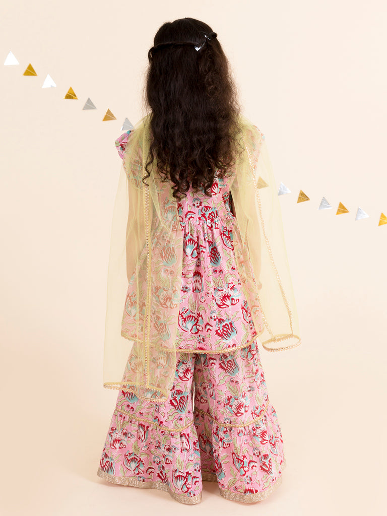 Girls Floral Printed Gotta Patti Pure Cotton Kurti with Palazzos With Dupatta (Sha-Jaalpink)