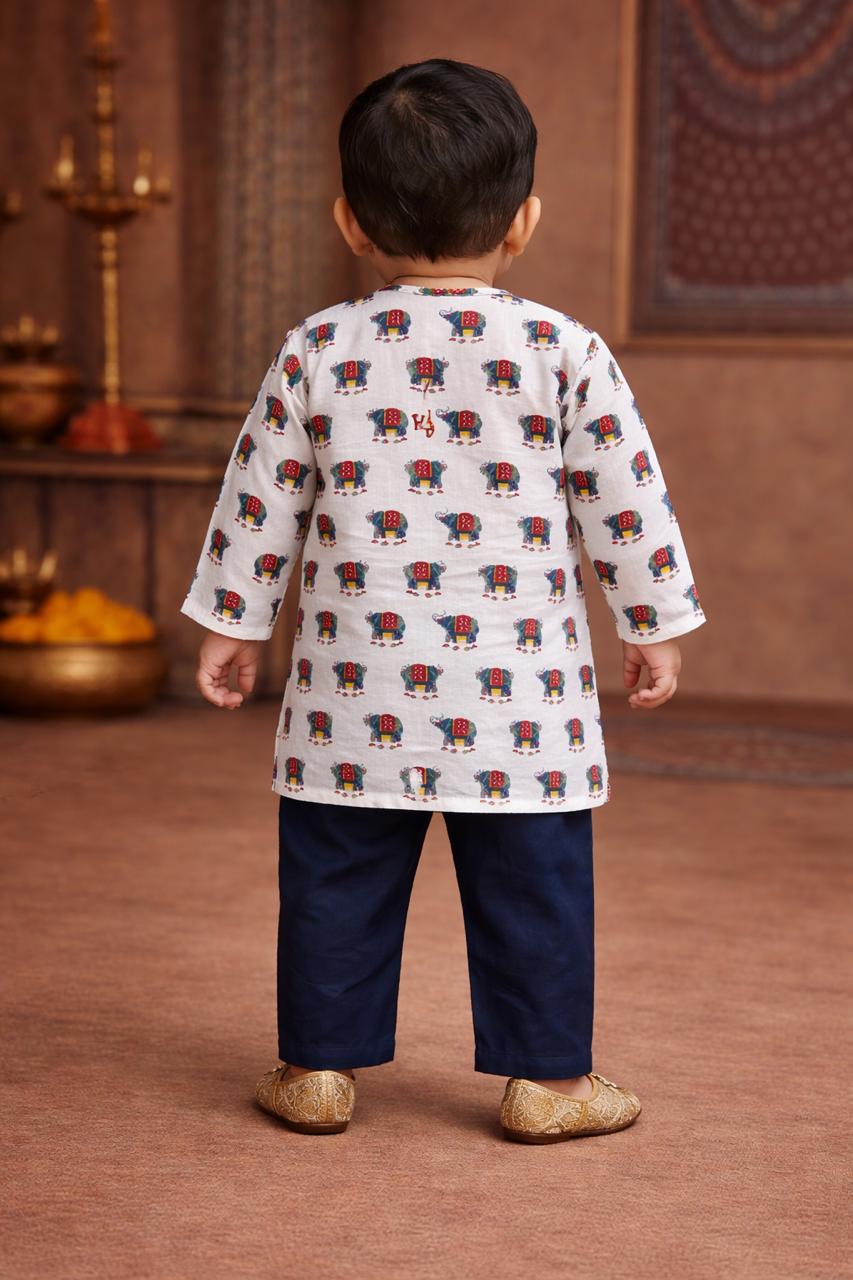 Pspeaches Baby Boys White & Navy-Blue Ethnic Animal Print Cotton Straight Fit Kurta With Pyjama Set ( Sku-Inb-Whitehathi )