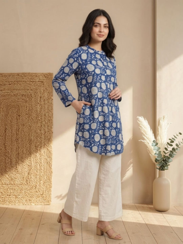 Pspeaches Women Cotton 3/4Th Sleeves Mandarin Collar Floral Print Kurta With Pant 2 Piece Set - Blue & White