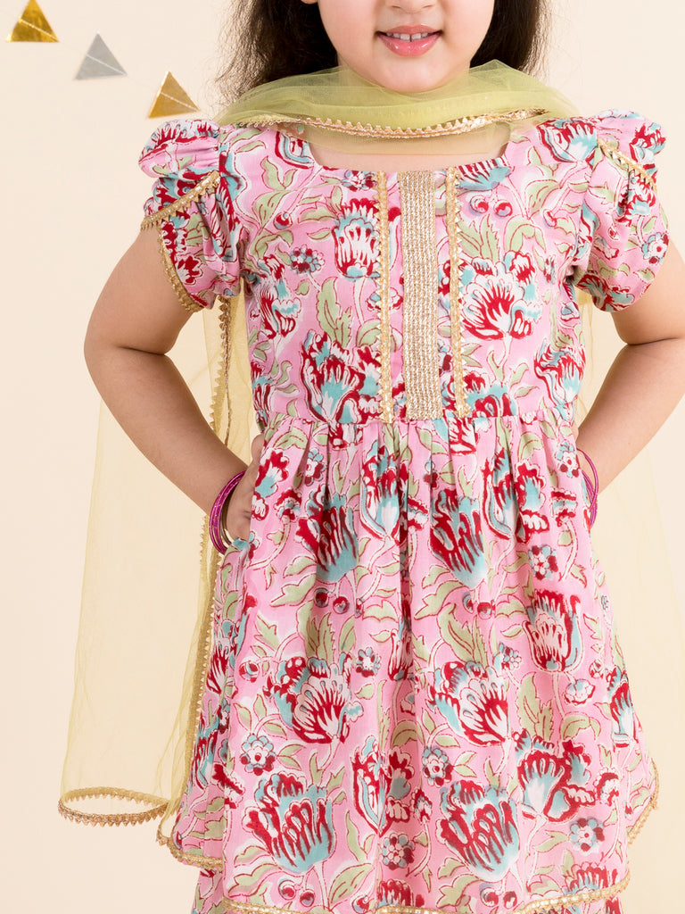 Girls Floral Printed Gotta Patti Pure Cotton Kurti with Palazzos With Dupatta (Sha-Jaalpink)
