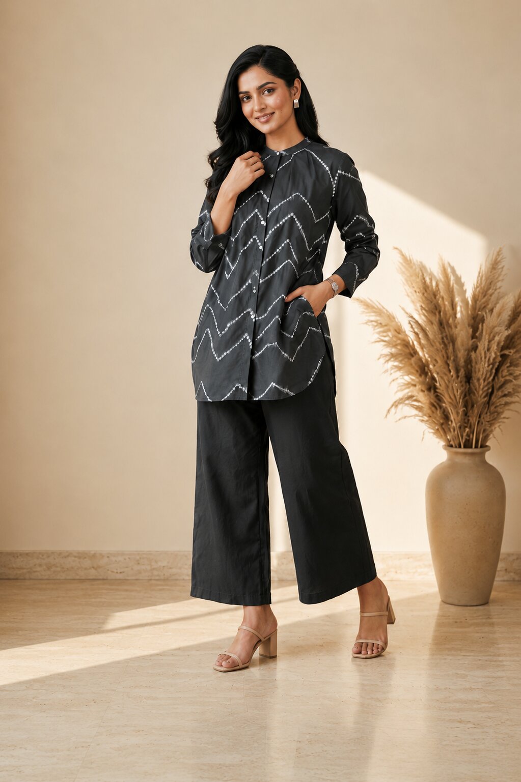 Pspeaches Women Cotton Full Sleeves Mandarin Collar Bandhani Print Kurta With Pant 2 Piece Set - Black
