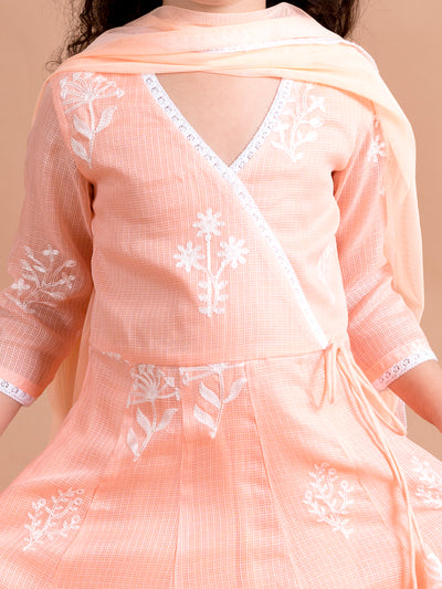 Pspeaches Girls Peach-Coloured Floral Printed Angrakha Pure Cotton Kurta With Trousers With Dupatta (KS-PEACHANGRA)