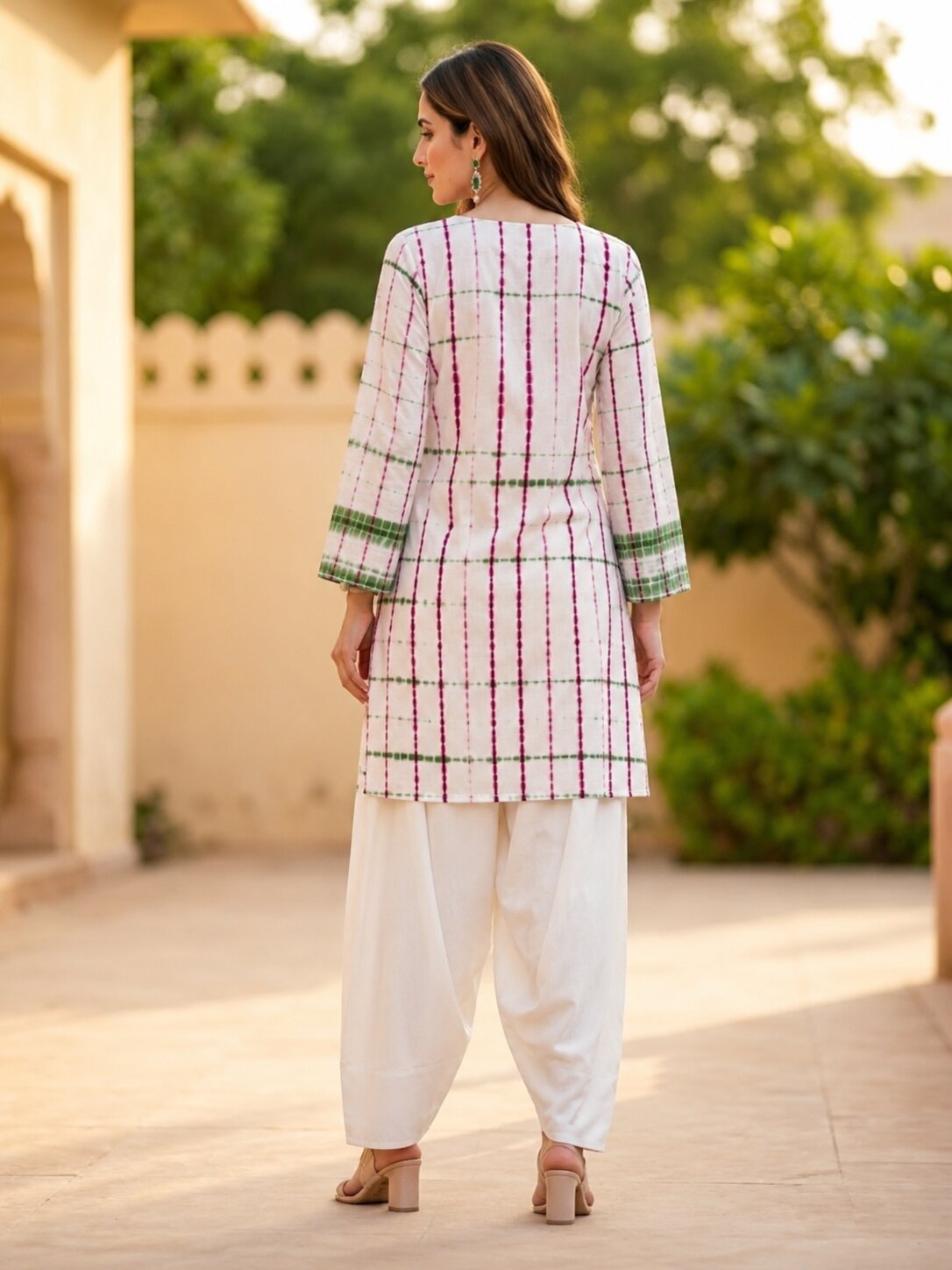Pspeaches Women Cotton Full Sleeves Mandarin Collar Bandhani Print Kurta With Pant 2 Piece Set - White