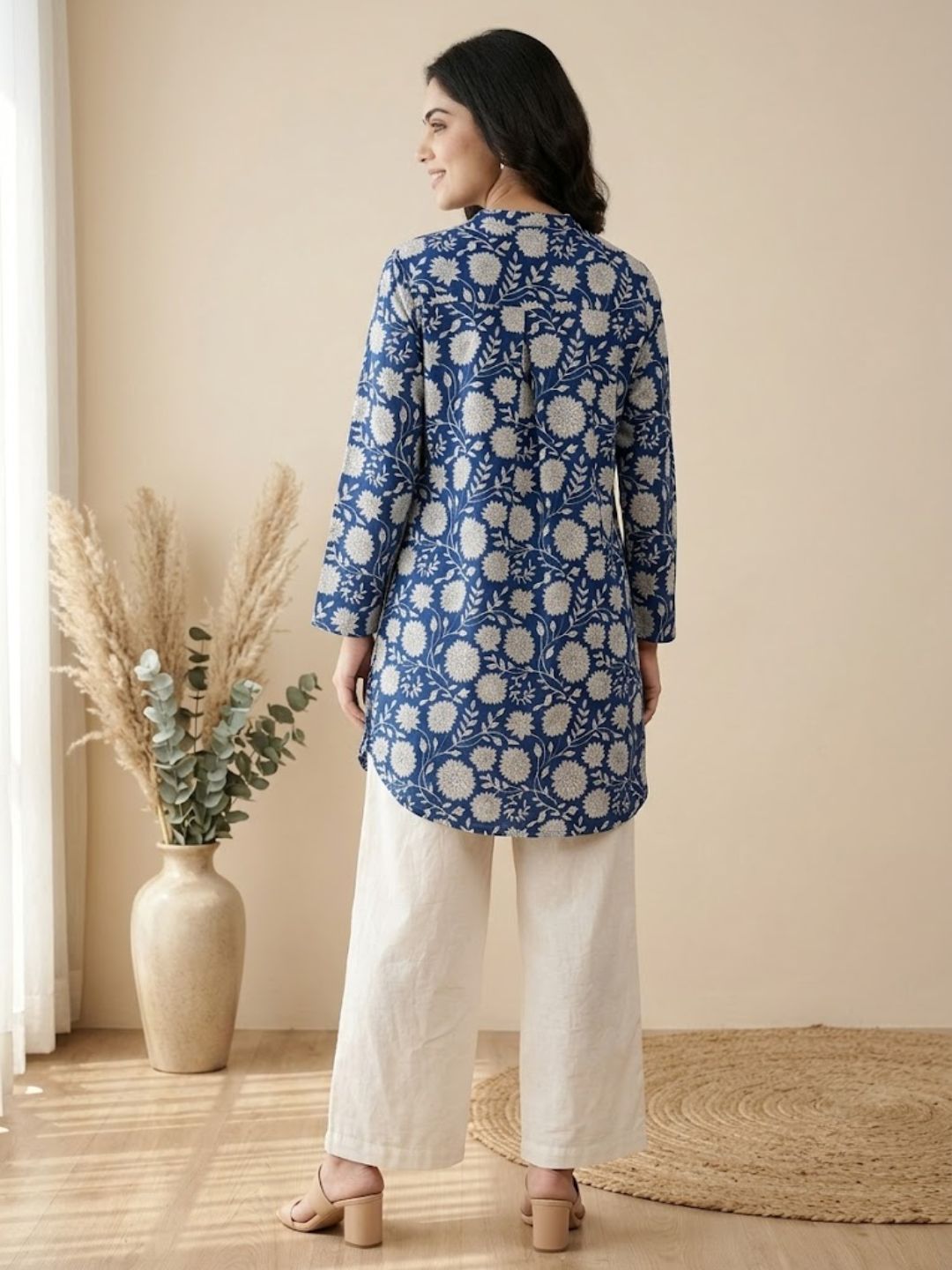 Pspeaches Women Cotton 3/4Th Sleeves Mandarin Collar Floral Print Kurta With Pant 2 Piece Set - Blue & White