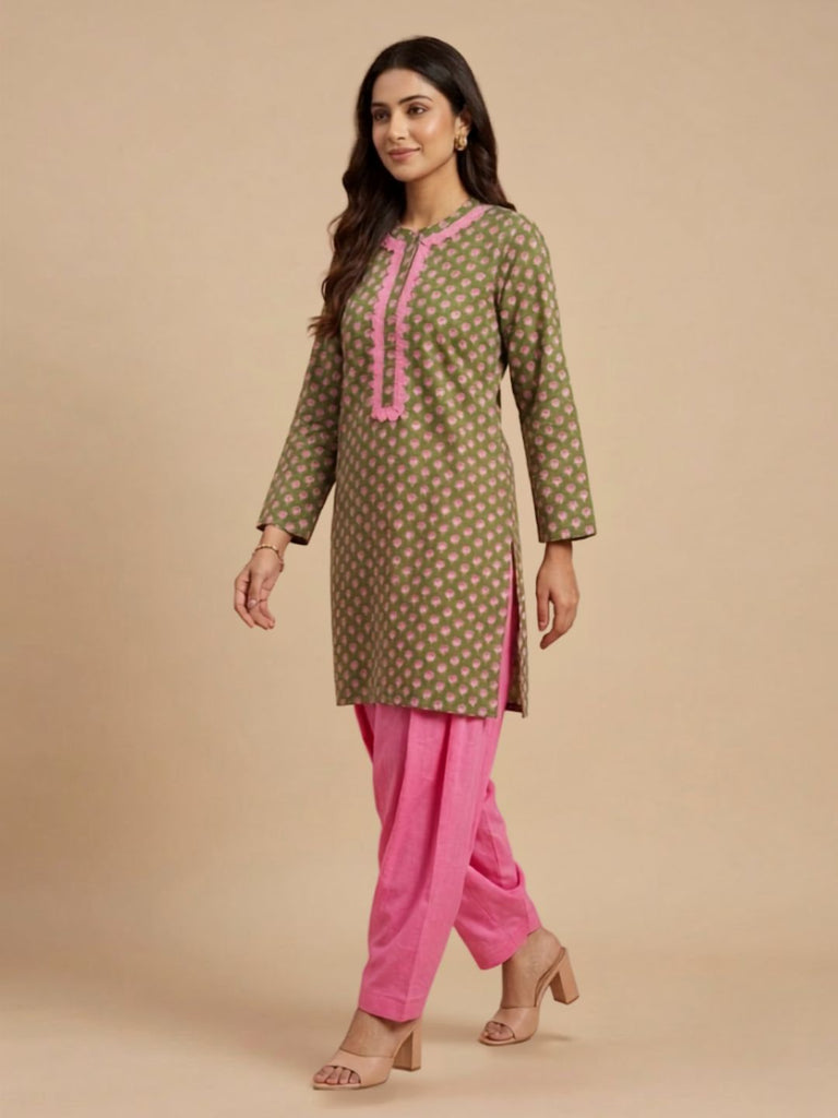 Pspeaches Women Cotton Full Sleeves Round Neck Floral Print Kurta With Pant 2 Piece Set - Green & Pink