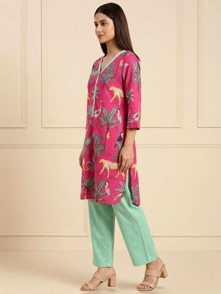 Pspeaches Women Cotton 3/4th Sleeves V Neck Animal Print Kurta With Pant 2 Piece Set - Pink & Green