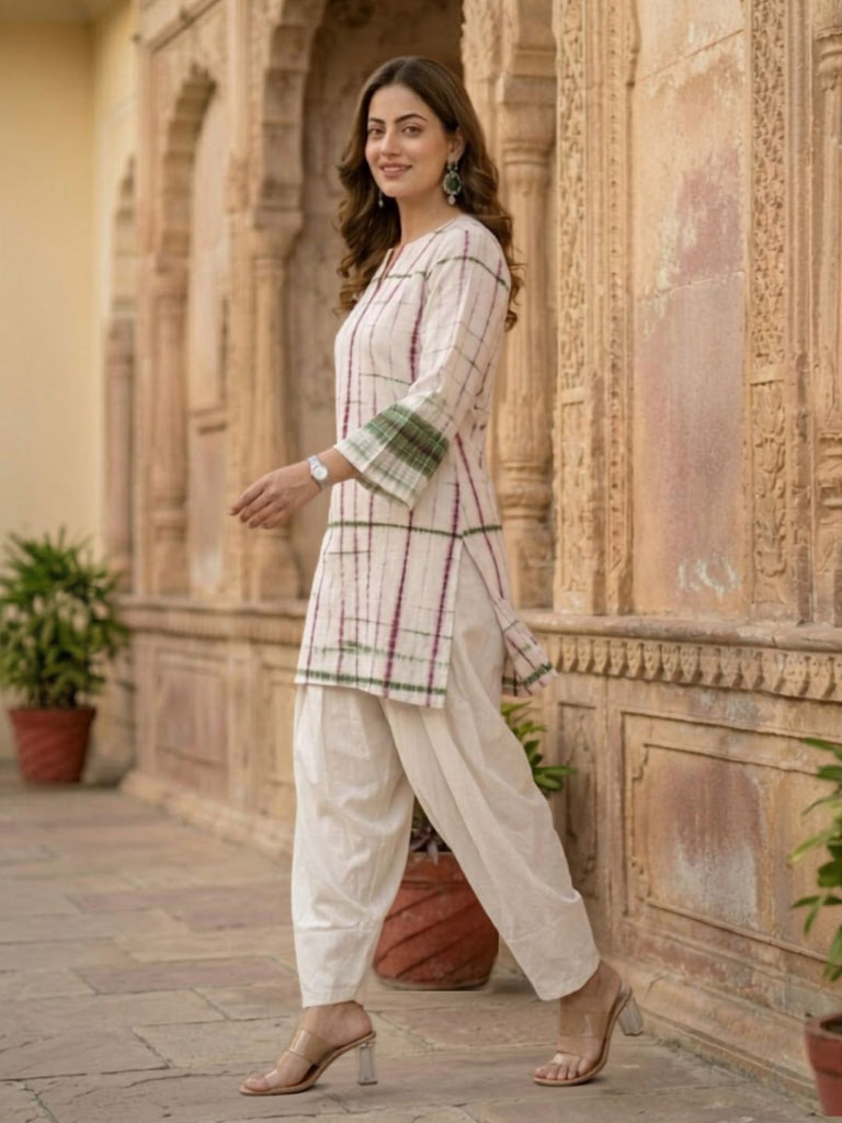 Pspeaches Women Cotton Full Sleeves Mandarin Collar Bandhani Print Kurta With Pant 2 Piece Set - White