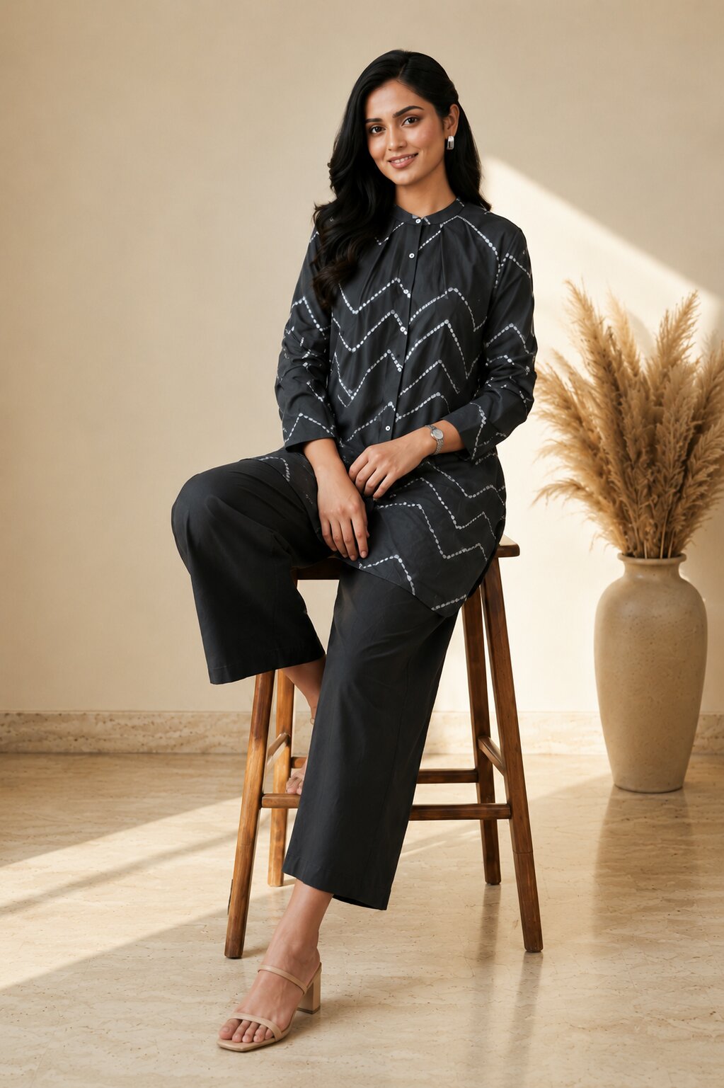 Pspeaches Women Cotton Full Sleeves Mandarin Collar Bandhani Print Kurta With Pant 2 Piece Set - Black