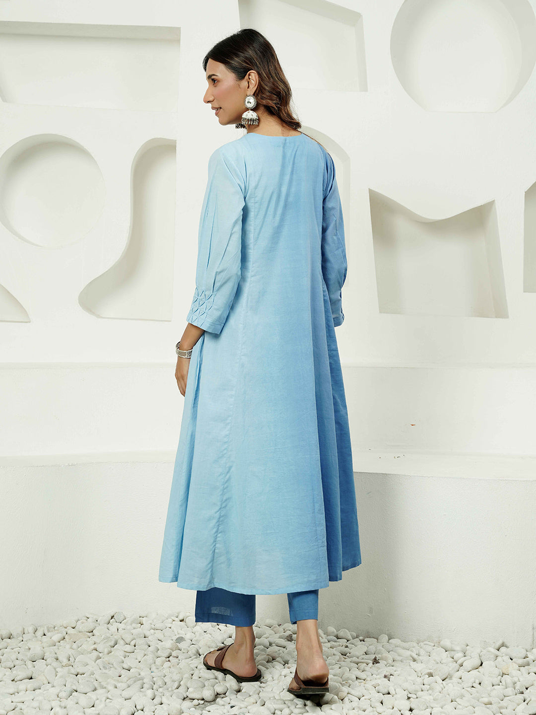 Blue Ombre Pintuck Detailing Cotton Kurta Set & Dupatta