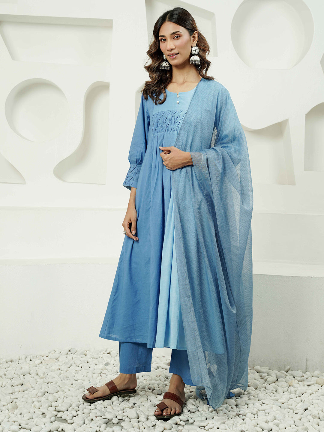 Blue Ombre Pintuck Detailing Cotton Kurta Set & Dupatta