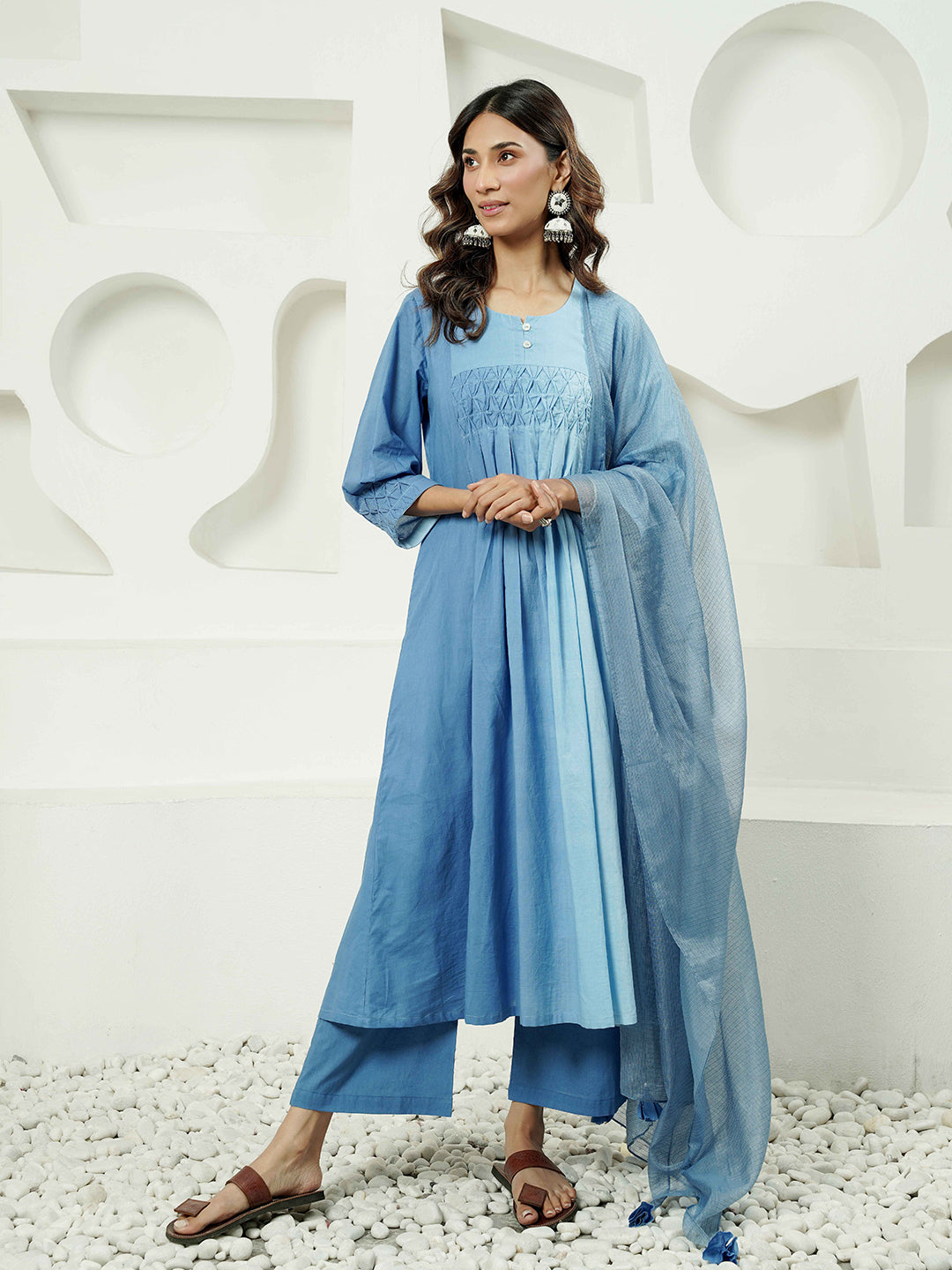 Blue Ombre Pintuck Detailing Cotton Kurta Set & Dupatta
