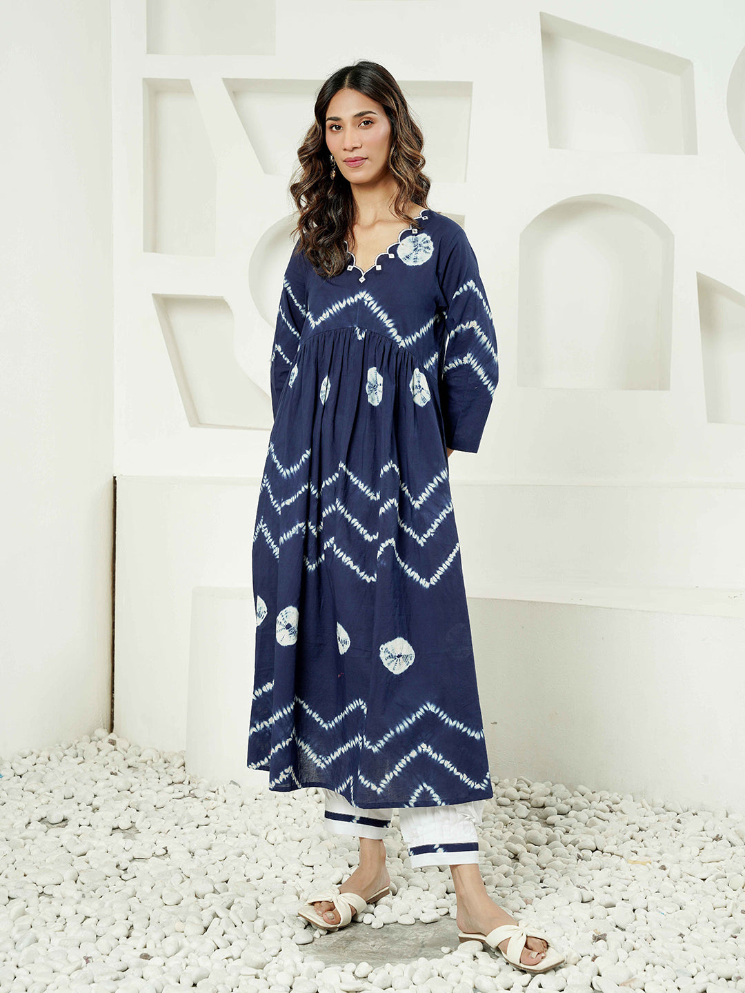 Blue Shibori Scallop Embroidered Cotton Kurta