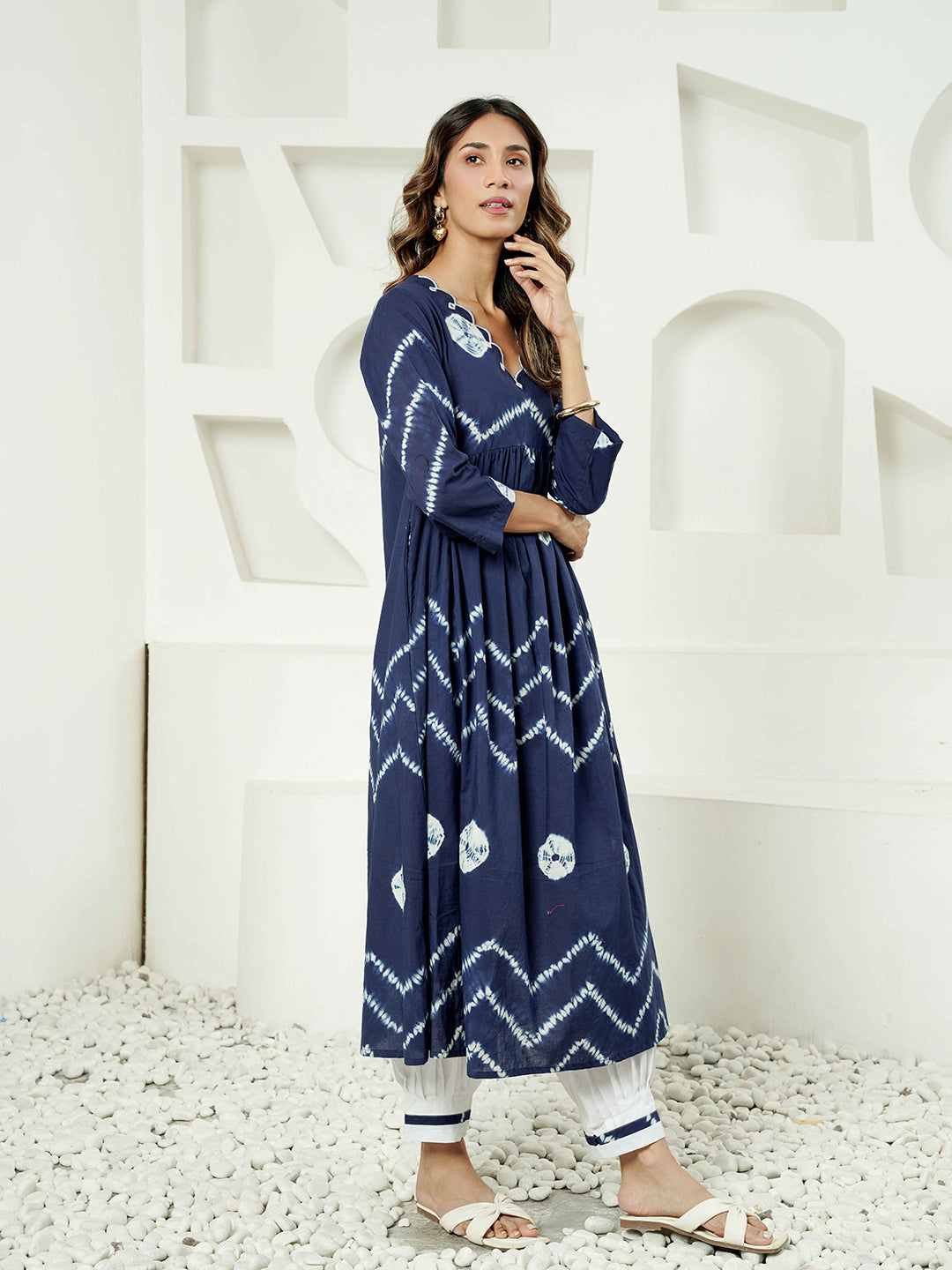 Blue Shibori Scallop Embroidered Cotton Kurta