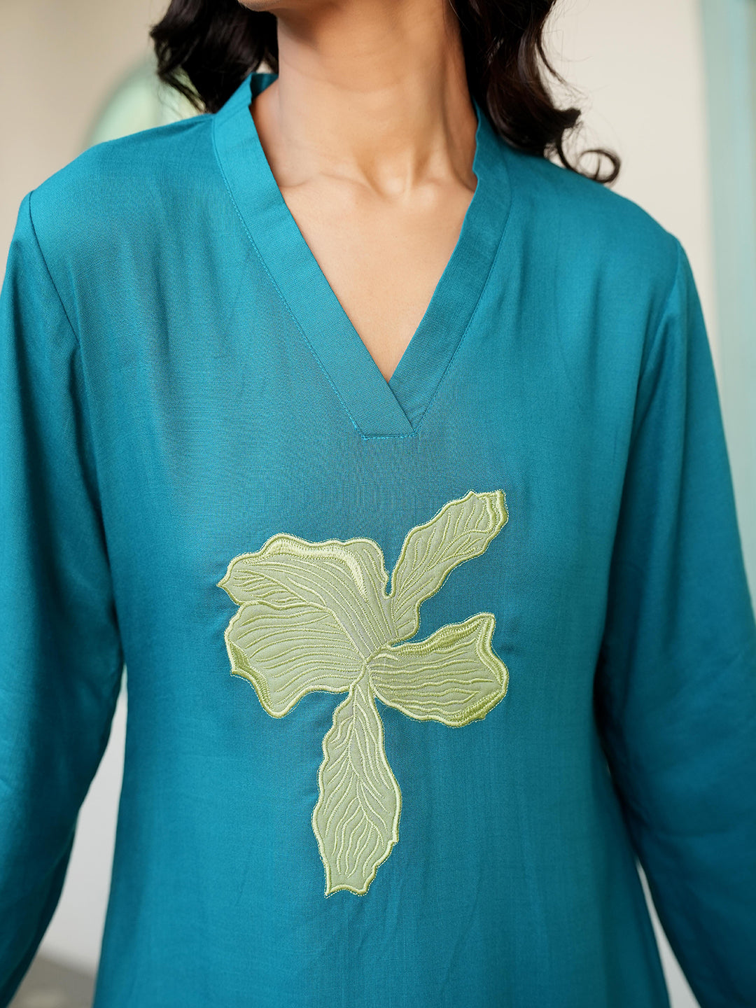 Teal Dual-Tone Patch Embroidered Kurta Set