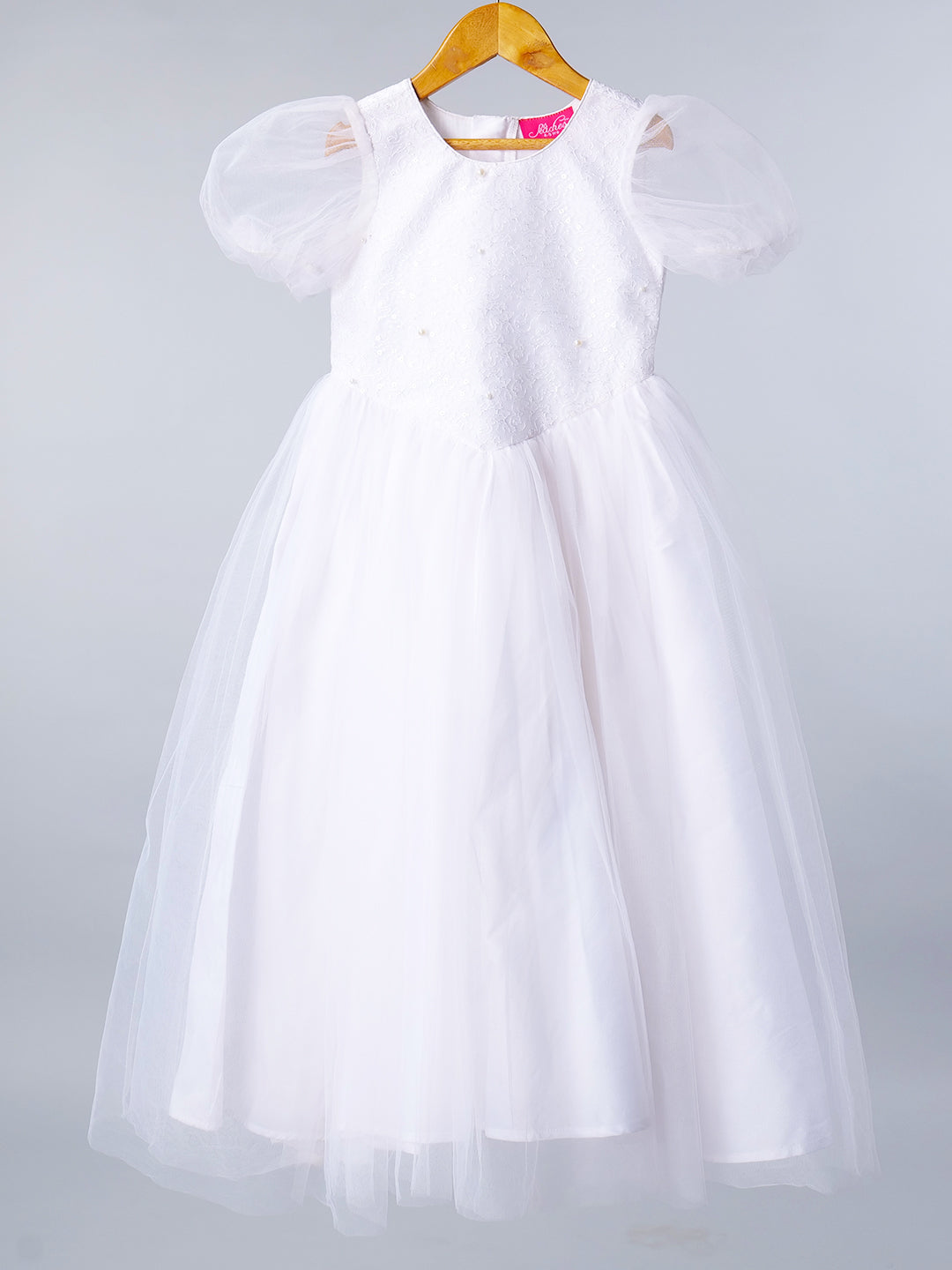 White Elegance Net Gown (D25009648)