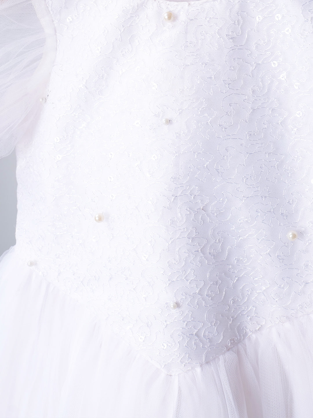 White Elegance Net Gown (D25009648)