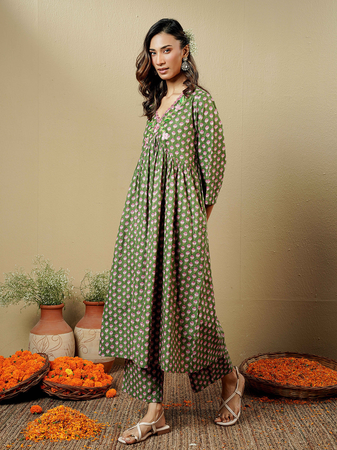 Green Lotus Embroidered Cotton Kurta Set