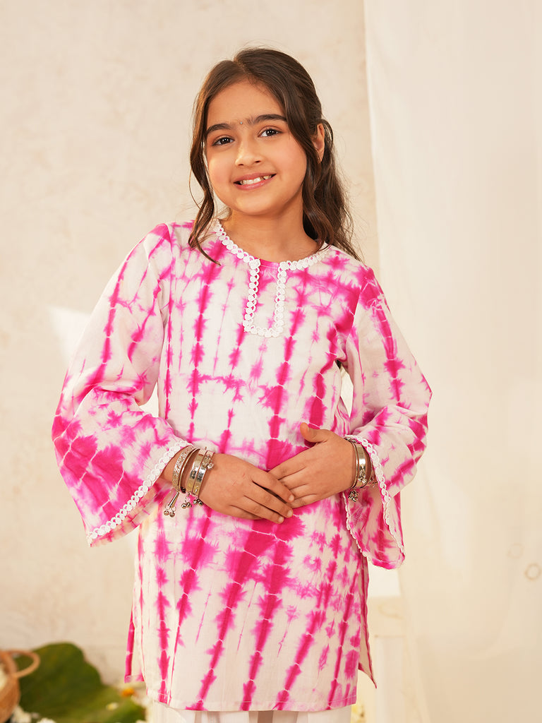 Pspeaches Girls White & Pink Ethnic Shibori Cotton A-Line Kurta With Pant ( Sku-Ks-Shiboset )