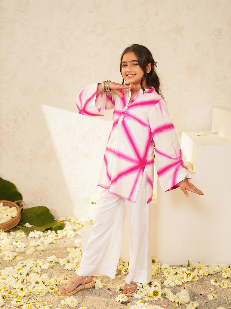 Pspeaches Girls White & Pink Ethnic Shibori Cotton A-Line Kurta With Pant ( Sku-Ks-Shibostar )