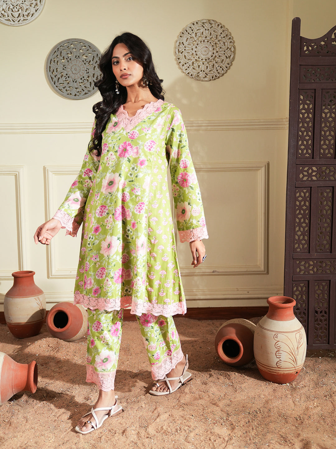 Green Botanical Lace Detailing Cotton Kurta Set