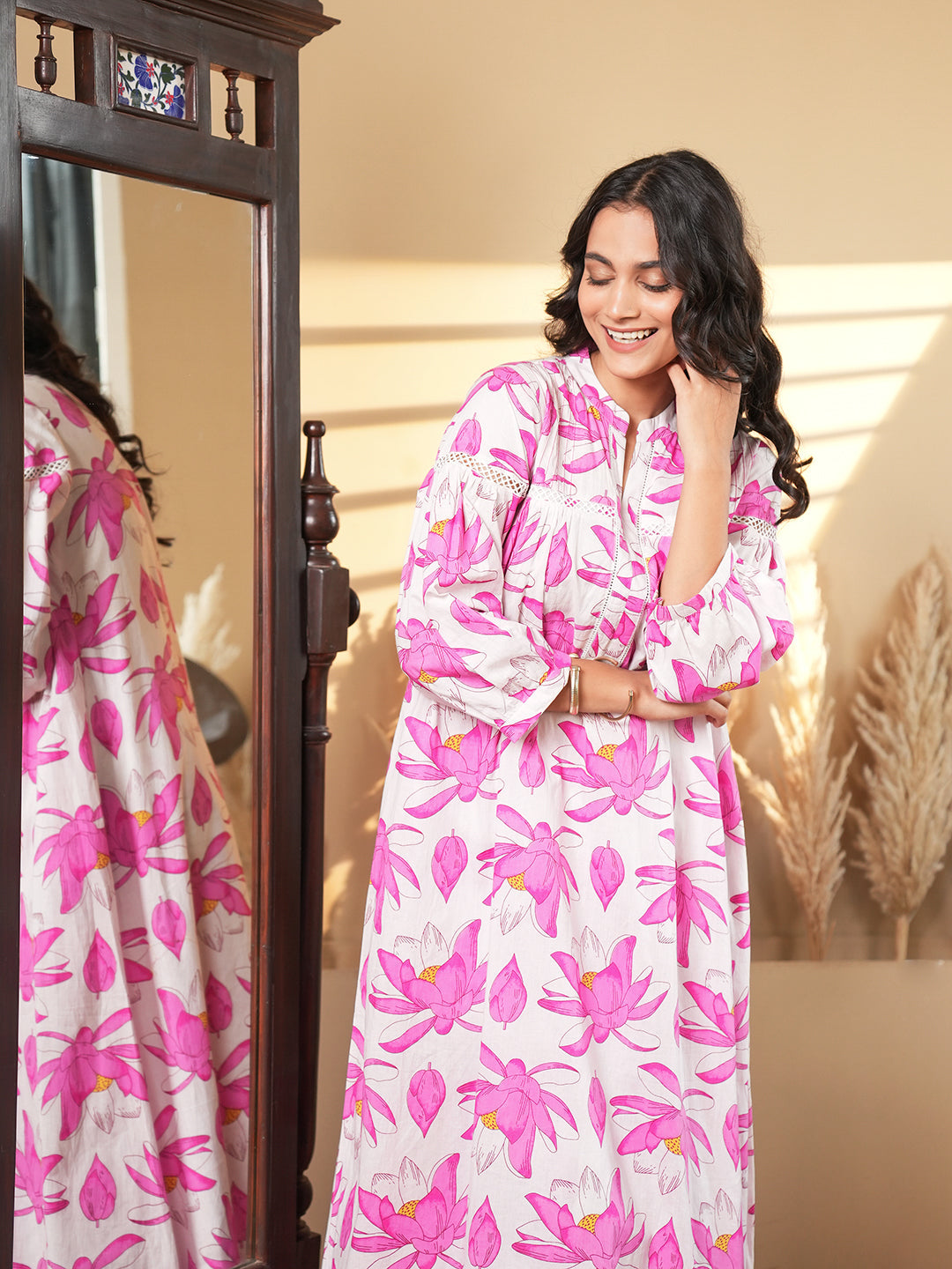 Pink Floral Lace Detail Cotton Kurta Set