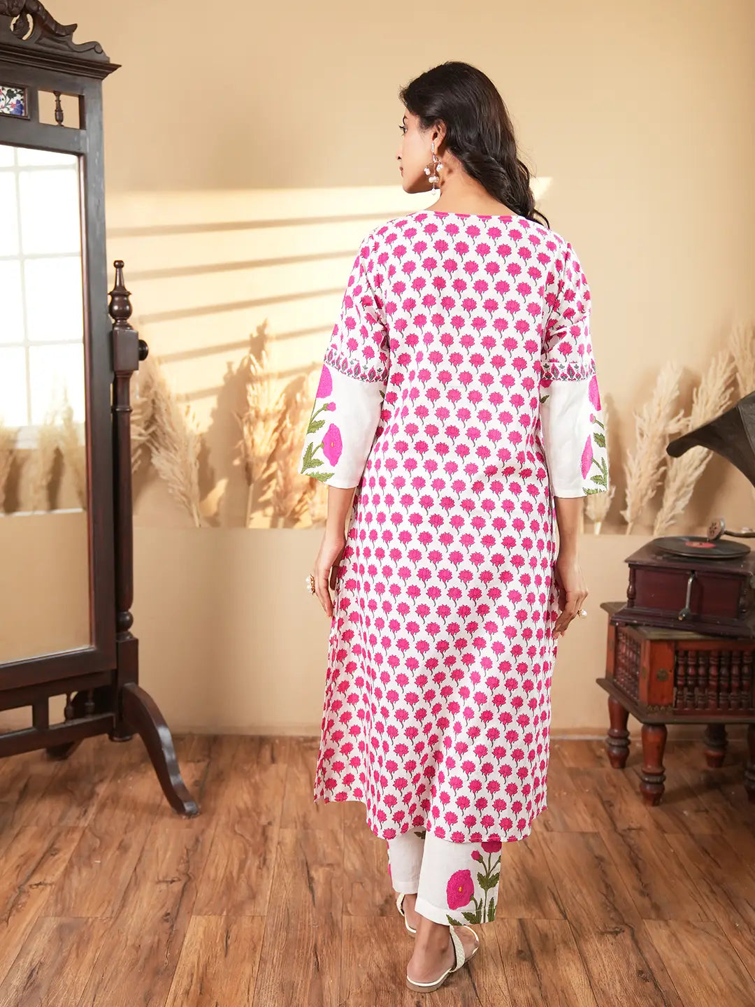 Pink Floral Printed Cotton Kurta Set