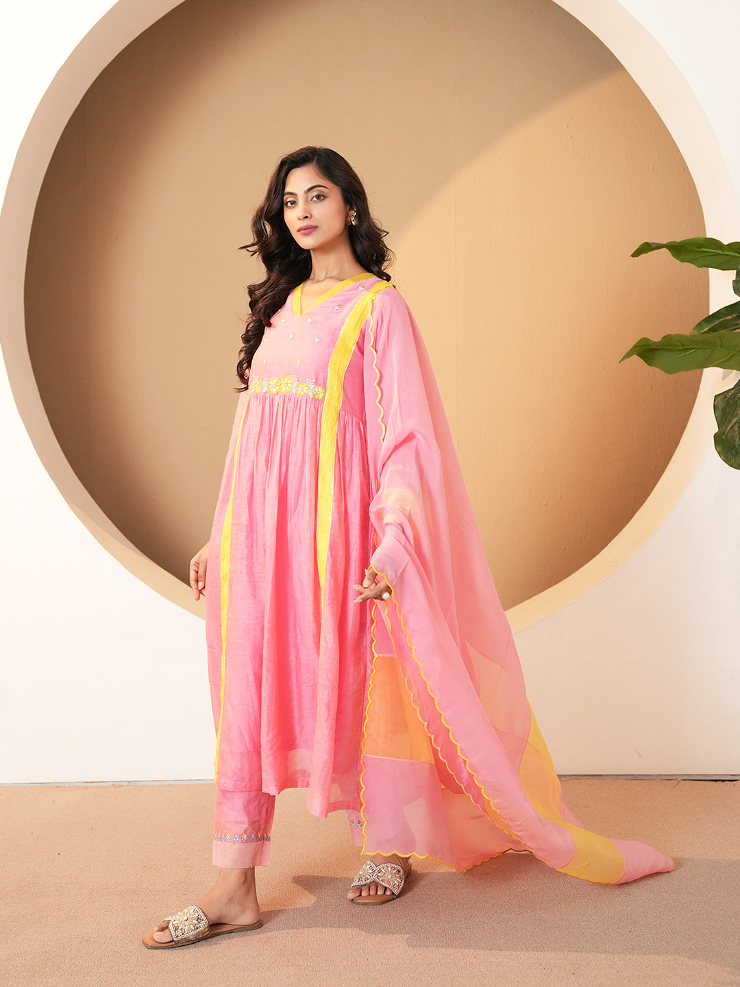 Blush Pink Embroidered Chanderi Kurta Set & Dupatta