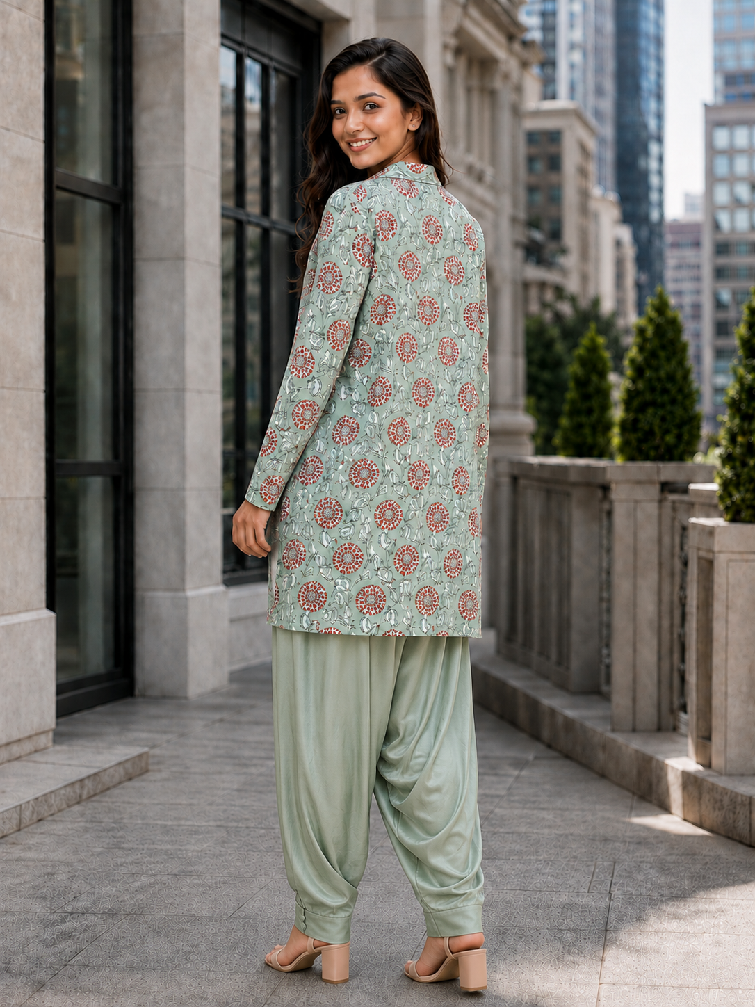 Women’s Green Floral Satin High-Low Top