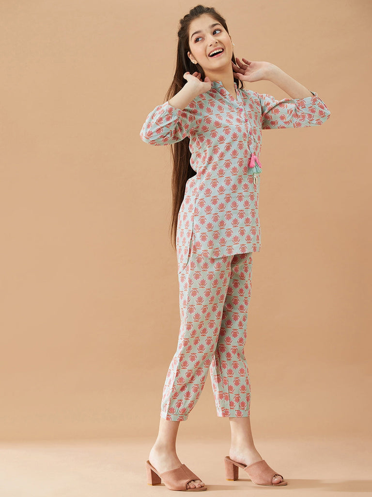 Girls Printed Pure Cotton Tunic With Trousers (IW-BLUEBOOTICOORD)