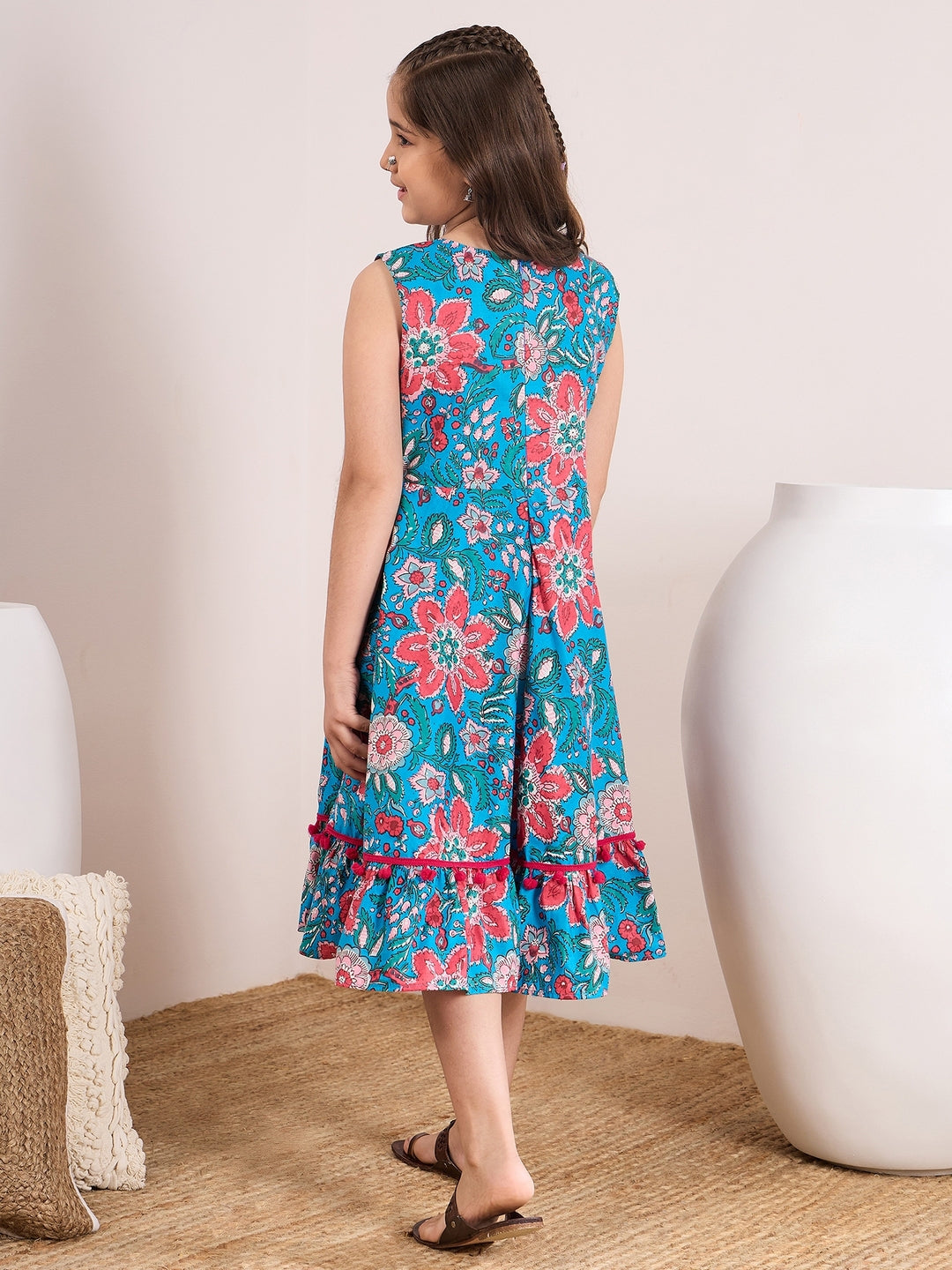 Girls Blue & pink Floral Printed Cotton A-Line Round collar Sleeveless Midi Dress (IW-BLUEPINKLEHRIYA)