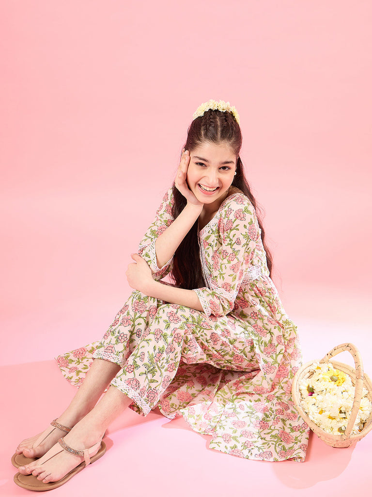 Girls Floral V-Neck Gotta Patti Pure Cotton A-Line Empire Kurta With Trouser (IW-FLORALJAAL)