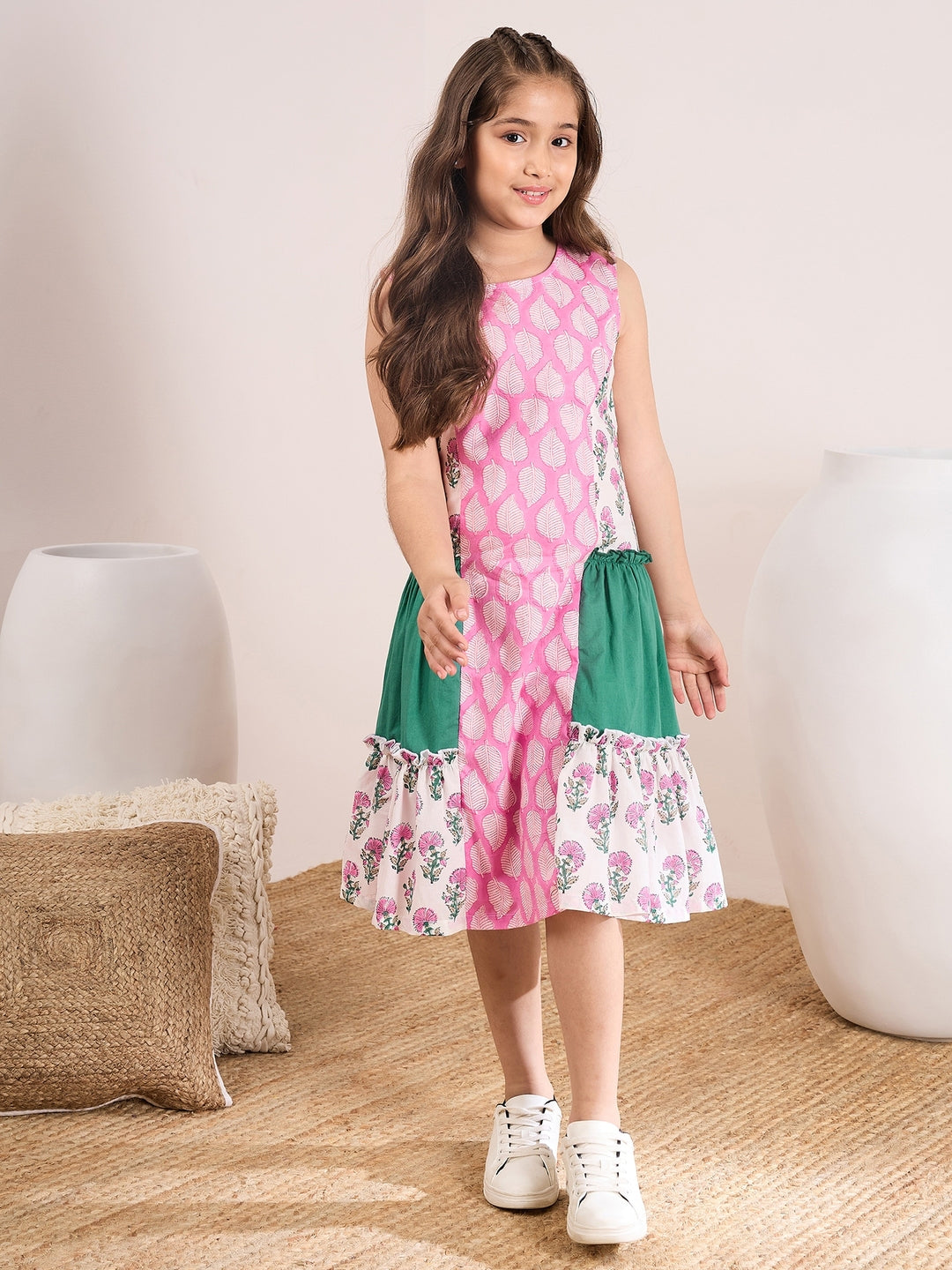 Pink floral Printed Cotton a-line Round neck Sleeveless Casual dress (IW-MULTILAYER)