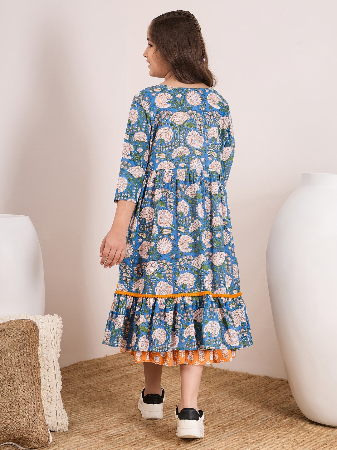 Girls Orange,blue & white floral print fit & flare Round neck Sleeveless Cotton Midi Dress (IW-ORANGEBOOTICAPE)