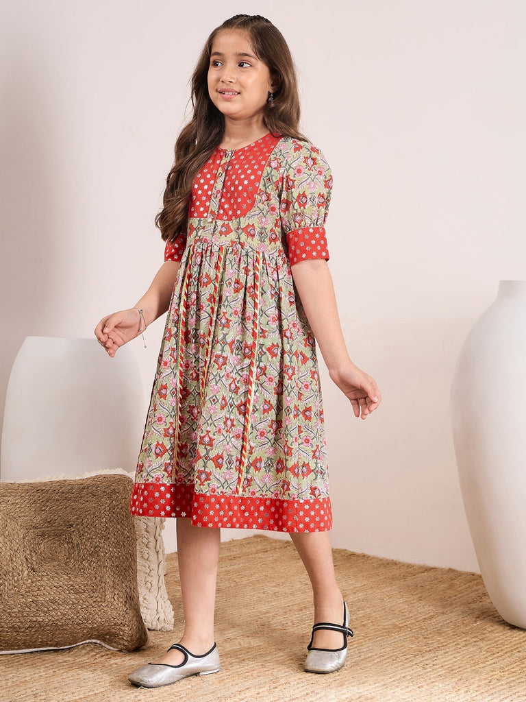 Girls Red & beige ethnic motifs print fit & flare Round neck regular sleeves dress Cotton Midi Dress (IW-REDFOILYOKE)