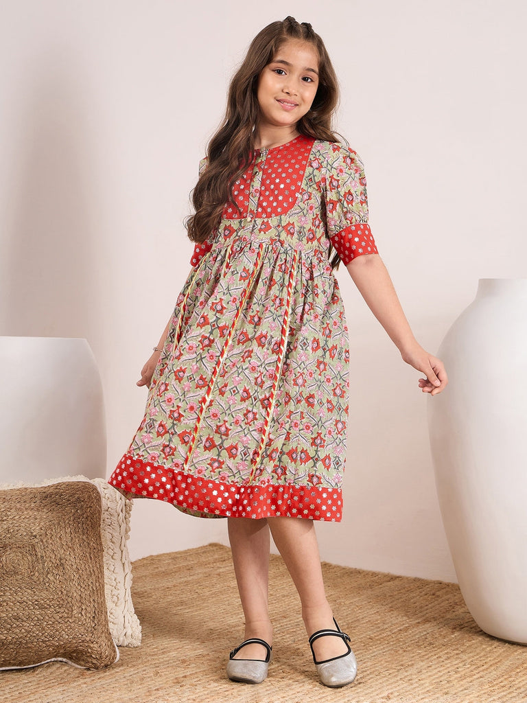 Girls Red & beige ethnic motifs print fit & flare Round neck regular sleeves dress Cotton Midi Dress (IW-REDFOILYOKE)